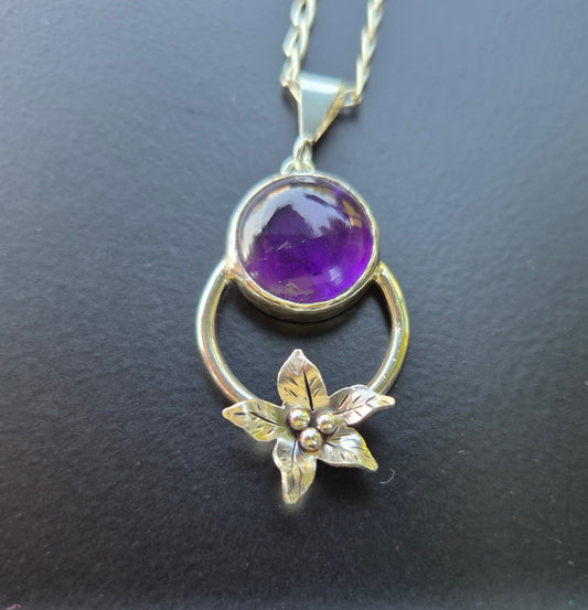 Flora Amethyst Halskette