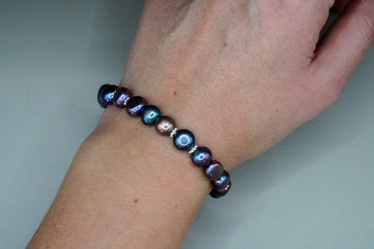 Armband mit Süsswasserperlen