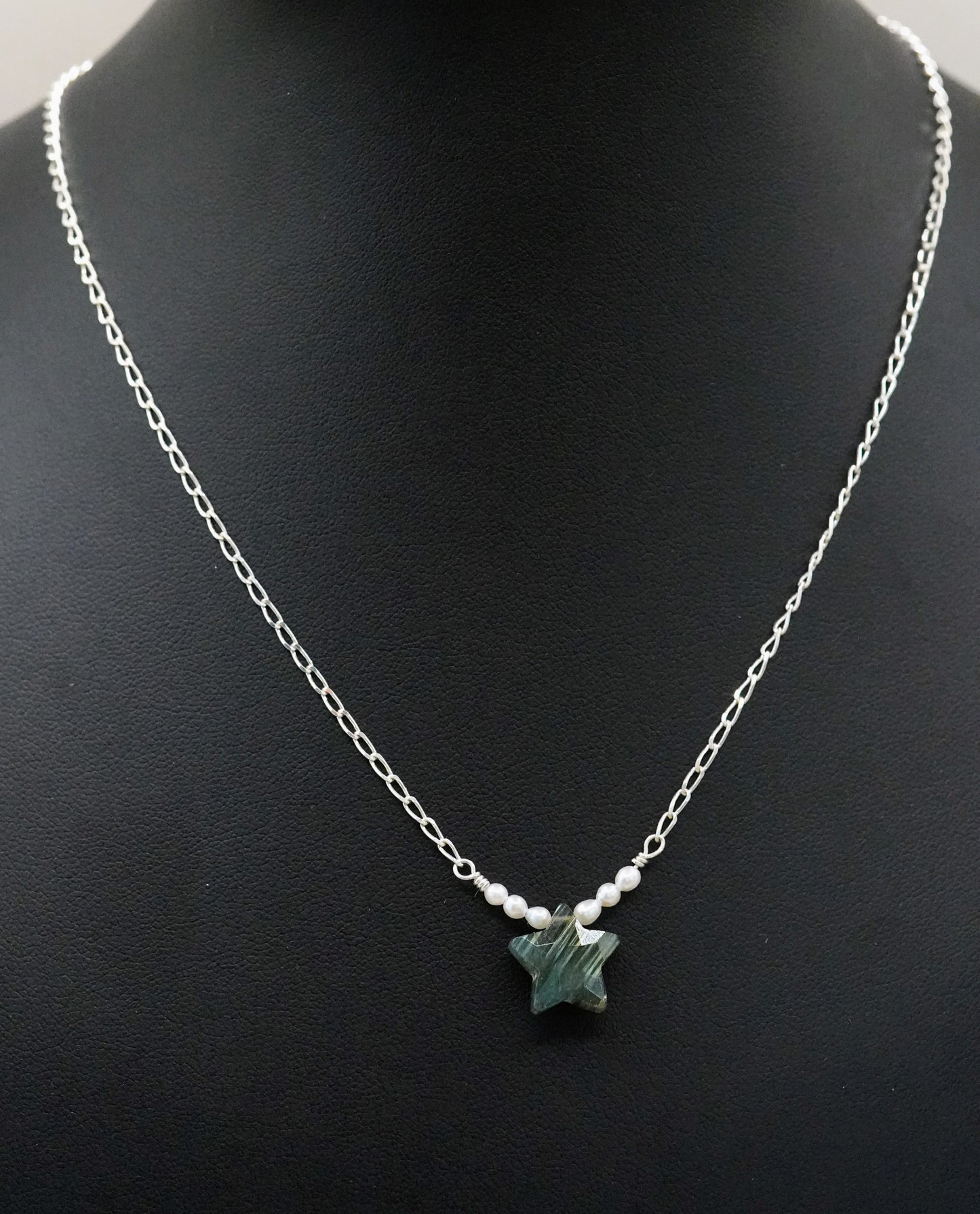 Schimmernde Sterne Halskette Labradorit