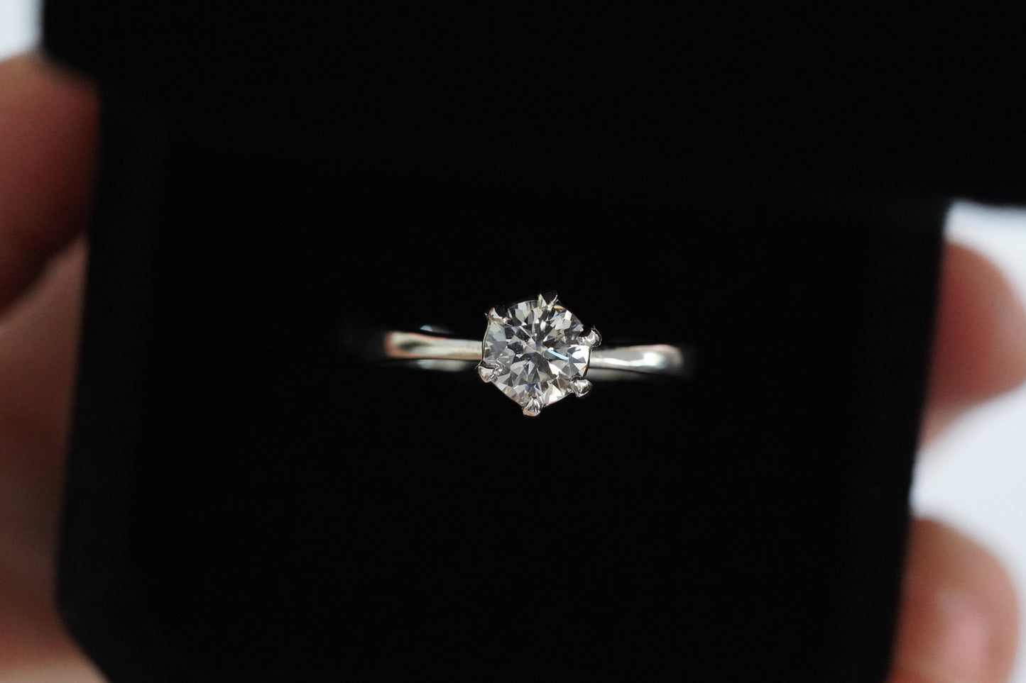 Solitär-Ring „Moissanit Glanz“ – Handgefertigte Eleganz