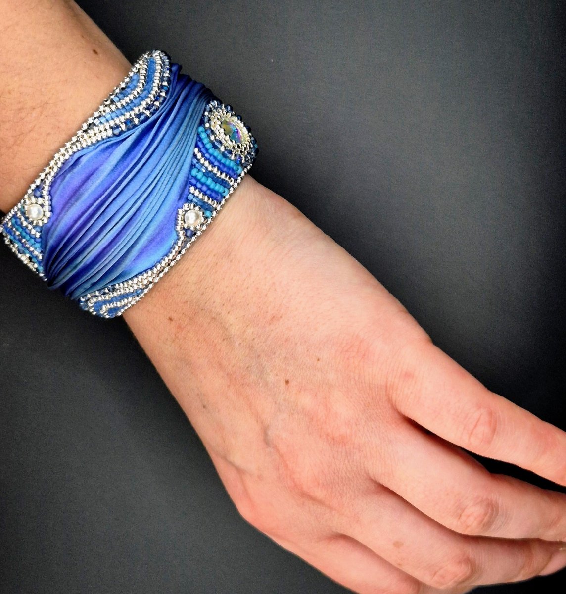 Armband "Silk dreams" Blau - Emmari Schmuck