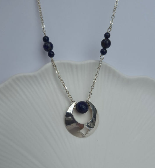 "Magia" Lapislazuli Halskette - Emmari Schmuck