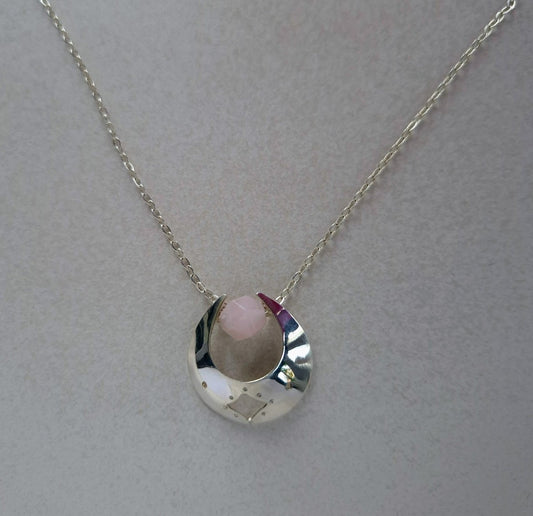 "Magia" Rosenquarz Halskette - Emmari Schmuck