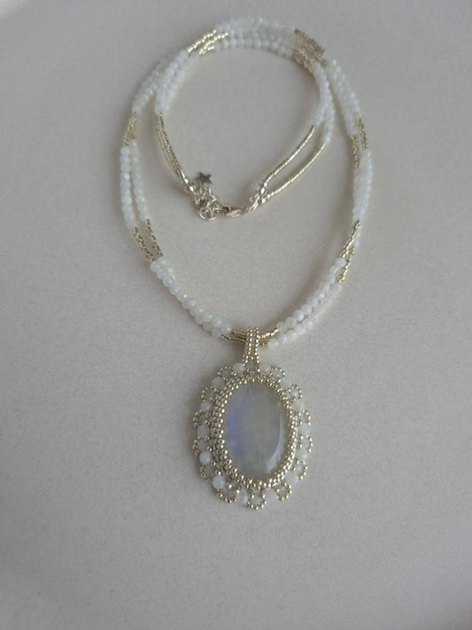 Mondstein "verzauberte Steine" - Emmari Schmuck