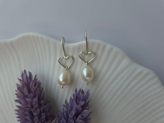 Ohrringe mit Perlen "Un corazón para ti" - Emmari Schmuck