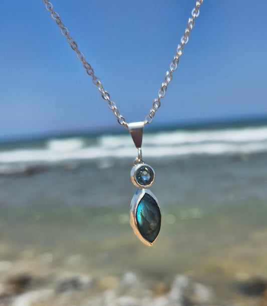 Blaue Zirkon und Labradorit