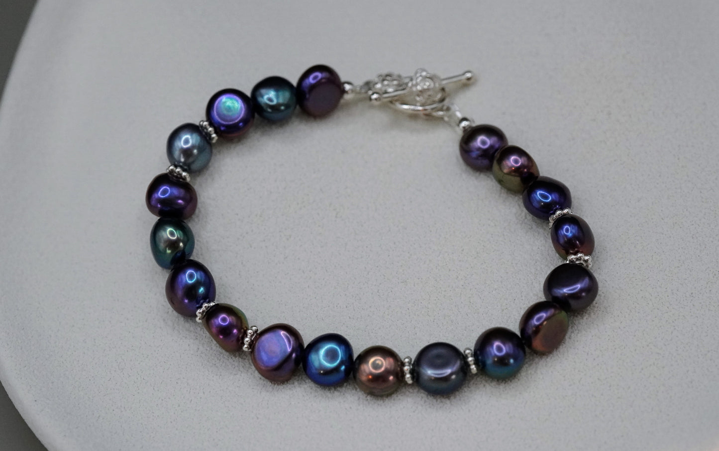 Armband mit Süsswasserperlen