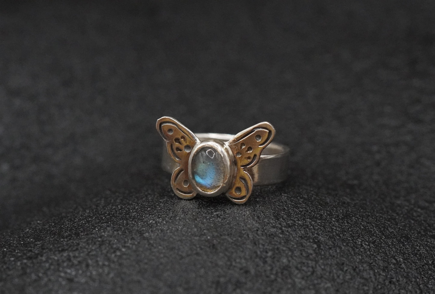 Mariposas Ring