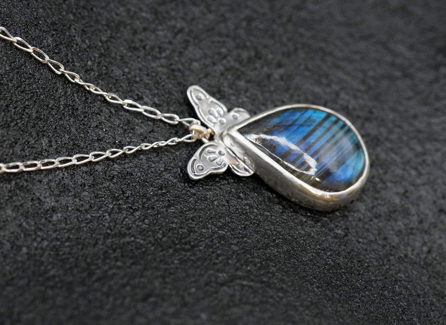 Mariposas Halskette mit Labradorit