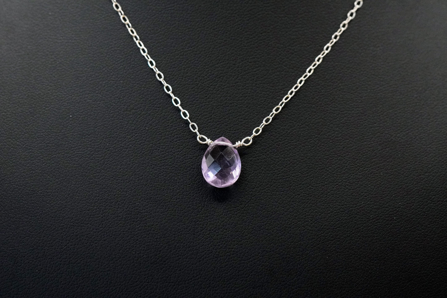 Schimmernde Tropfen Amethyst hell