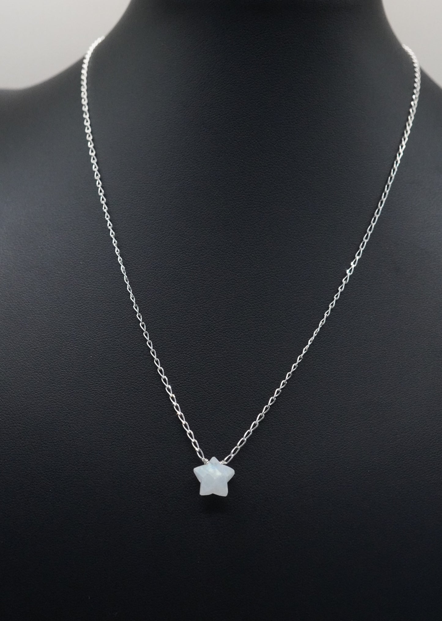 Schimmernde Stern Halskette Mondstein