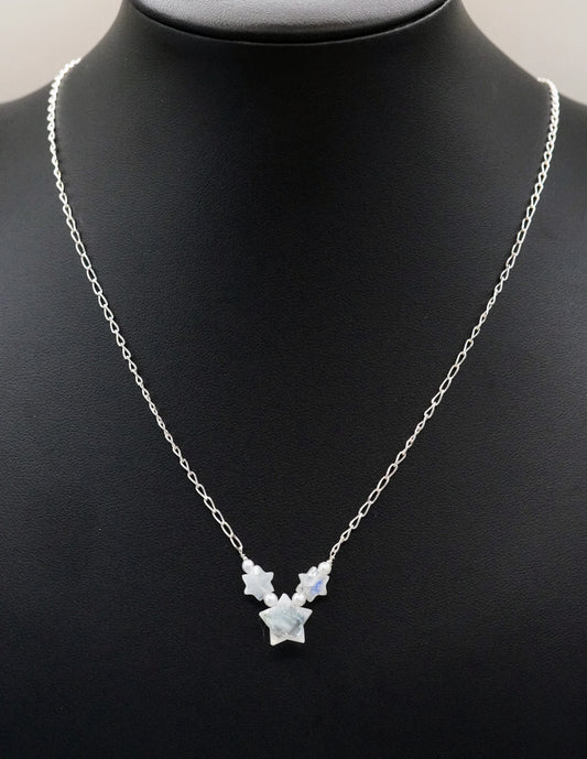 Schimmernde Sterne Halskette 3 Sternli Mondstein