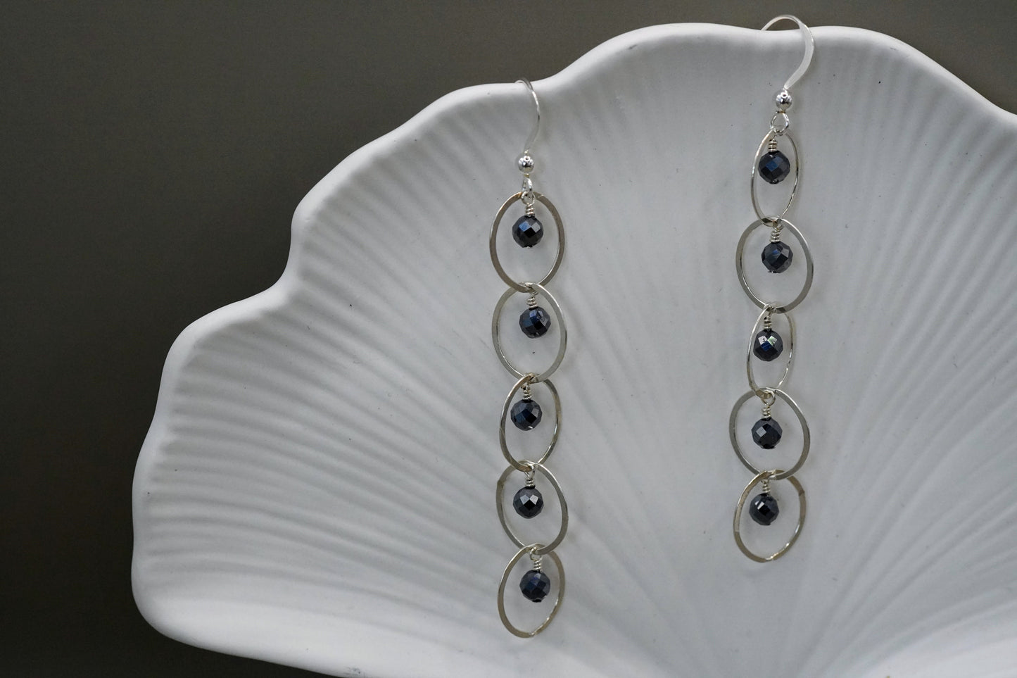 Elara Ohrringe mit Teraherz