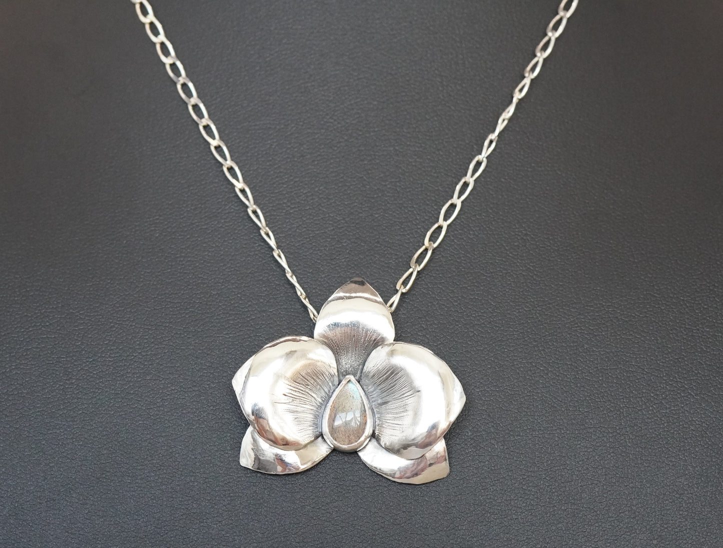 Orchidee Halskette Gross mit Labradorit