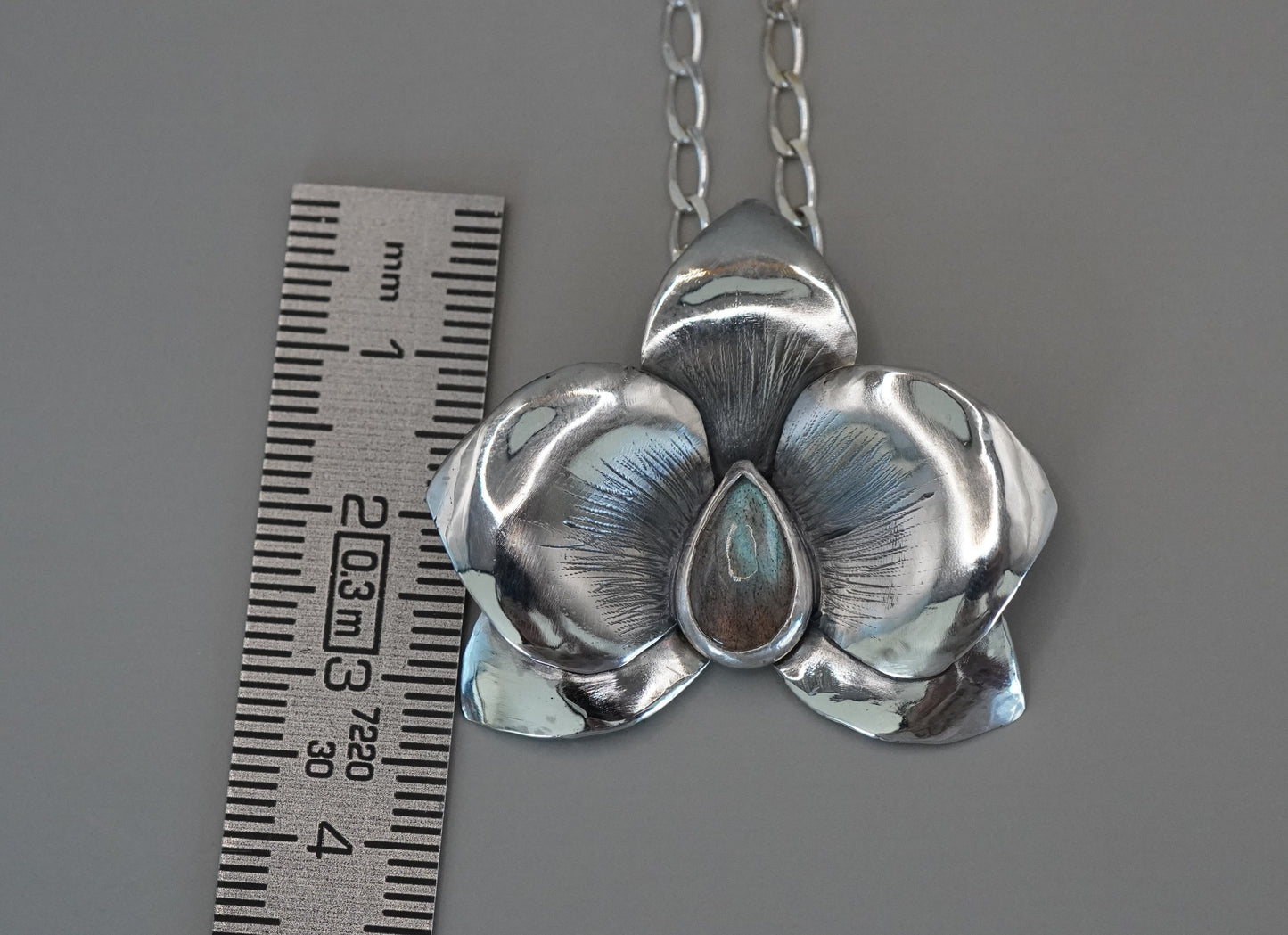 Orchidee Halskette Gross mit Labradorit