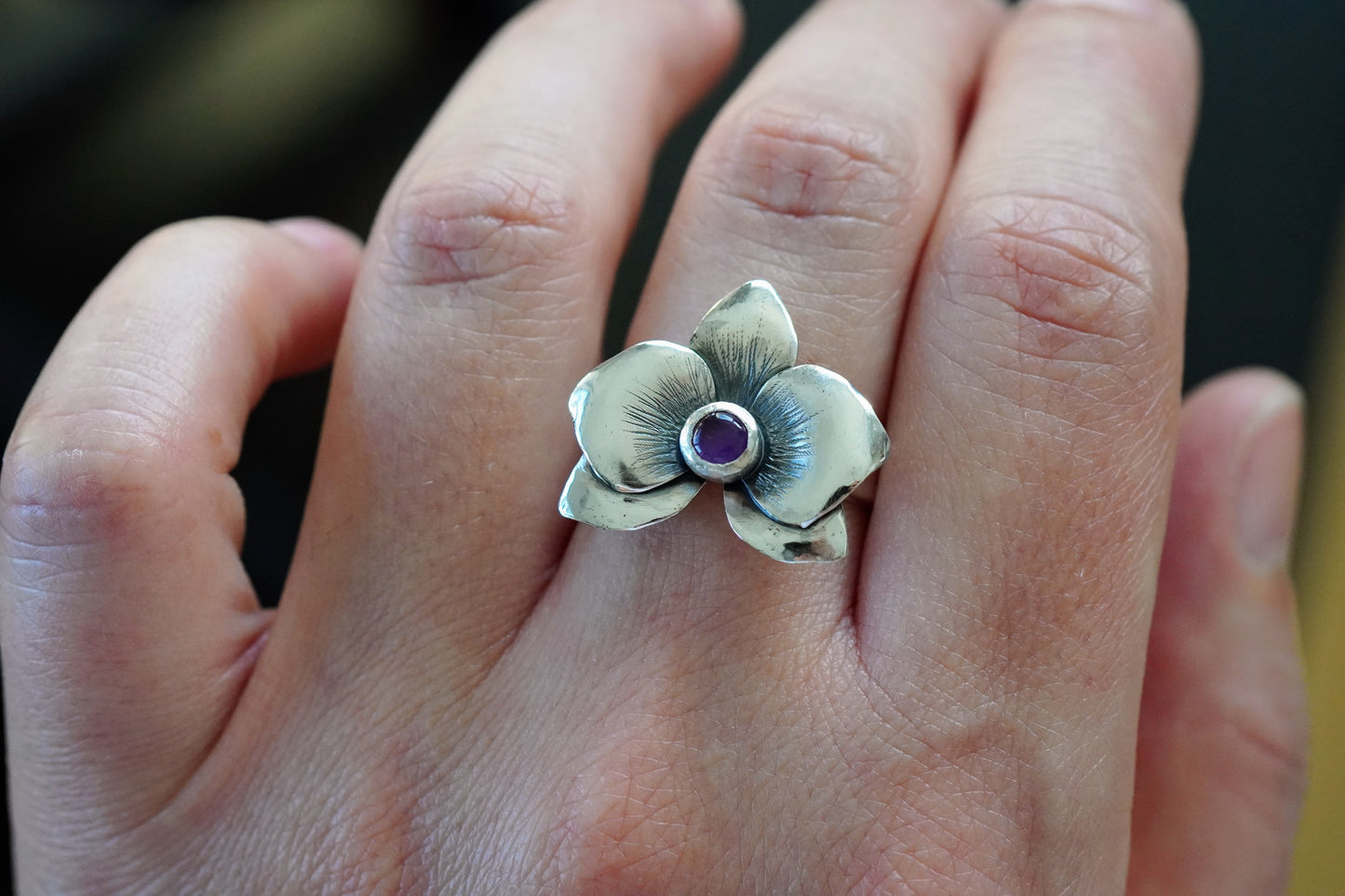Orchidee Ring mit Amethyst