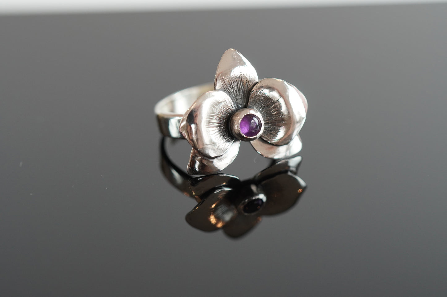 Orchidee Ring mit Amethyst
