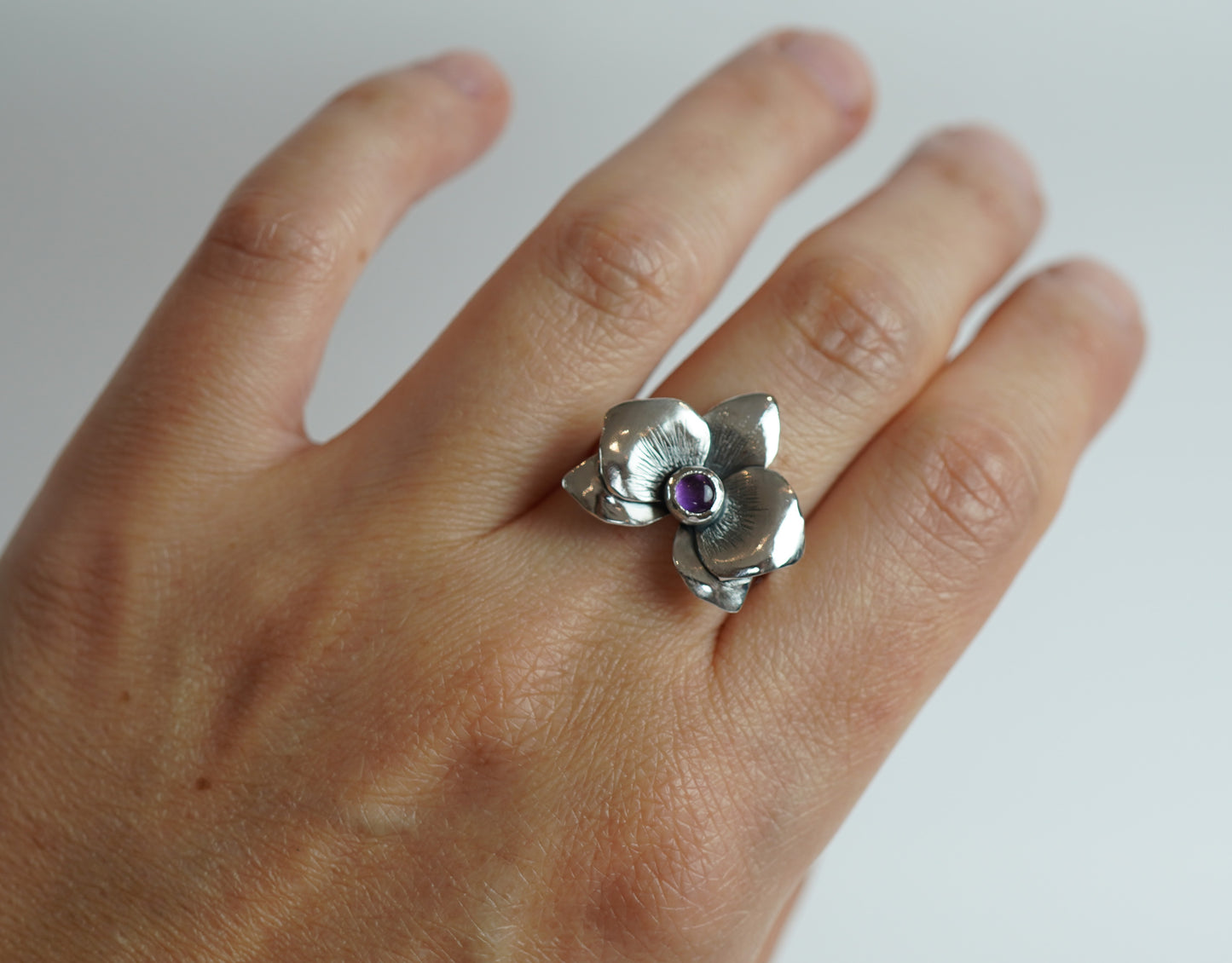 Orchidee Ring mit Amethyst
