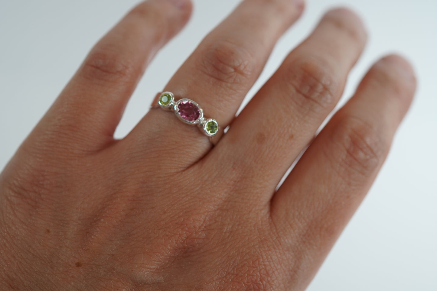 Ring Trilogie Peridot/ Pinke Turmalin