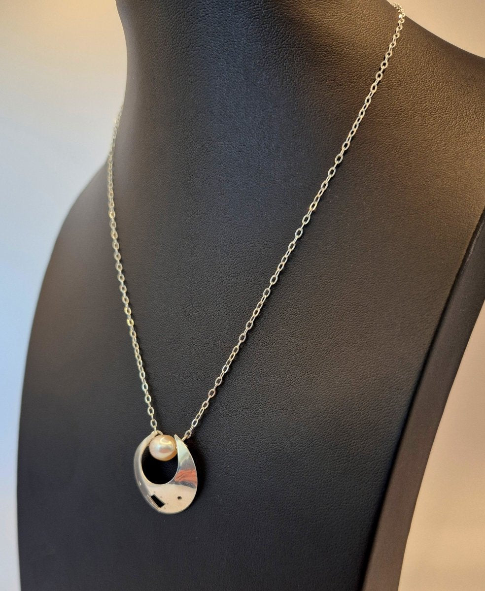 "Magia" Süsswasserperle Halskette - Emmari Schmuck